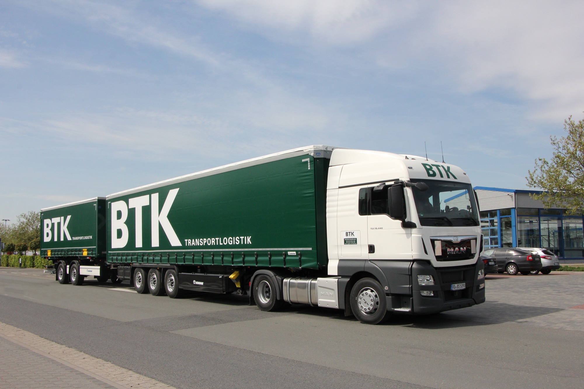 BTK Langzug MAN TGX von vorne